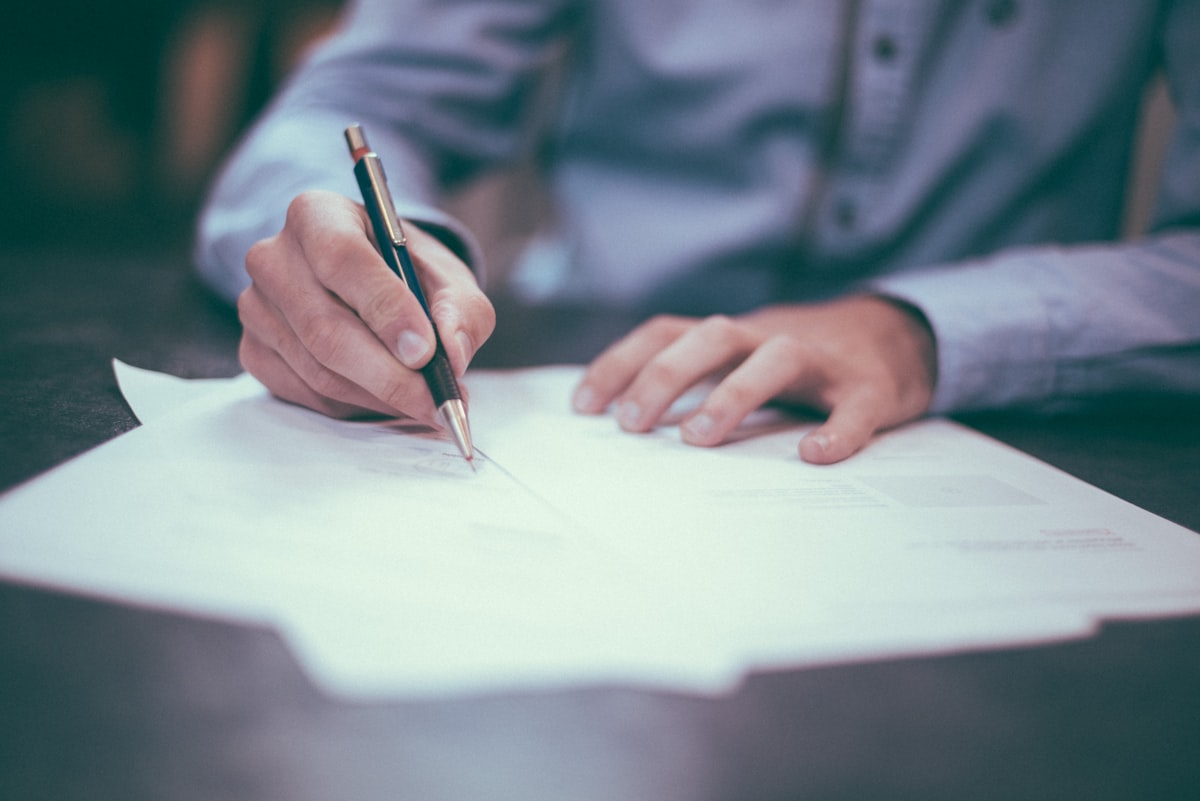 Single, Double & Triple Net Leases: What Jacksonville Landlords Need to Know